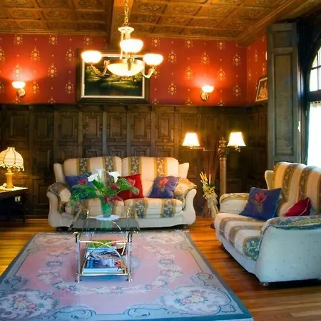 Palacete Real Hotel Villamayor (Pilona)