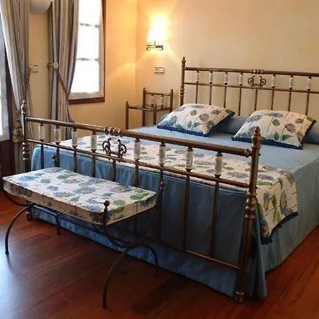 Palacete Real Hotel Villamayor (Pilona)