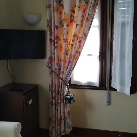 Hotel Palacete Real Villamayor (Pilona)