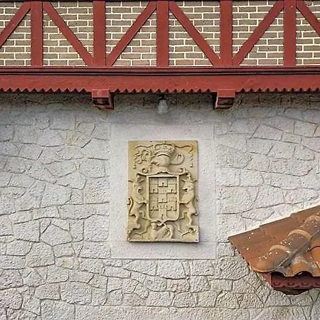 Palacete Real Villamayor (Pilona)
