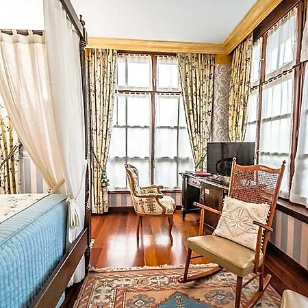 Hotel Palacete Real