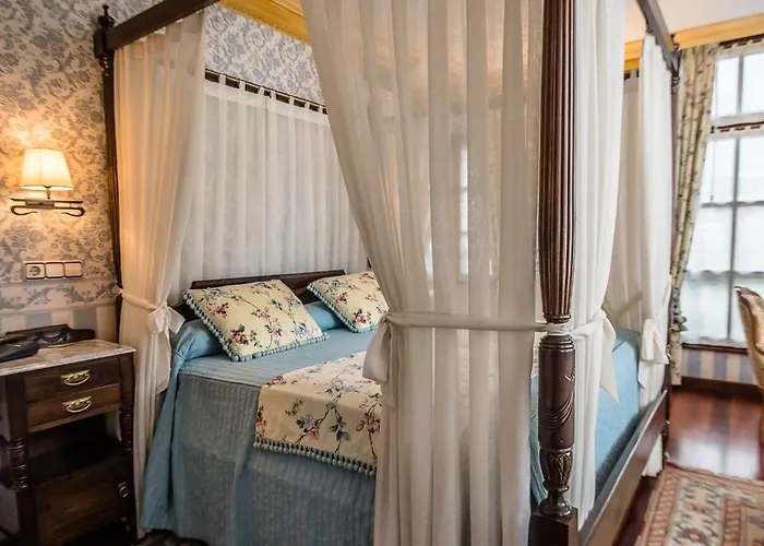 Palacete Real 4* Villamayor (Pilona)